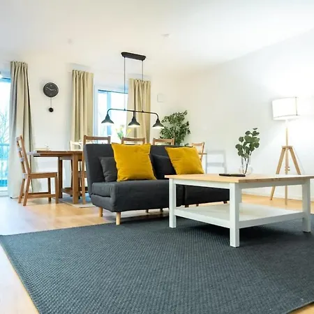 Four Bedroom In Urban Location