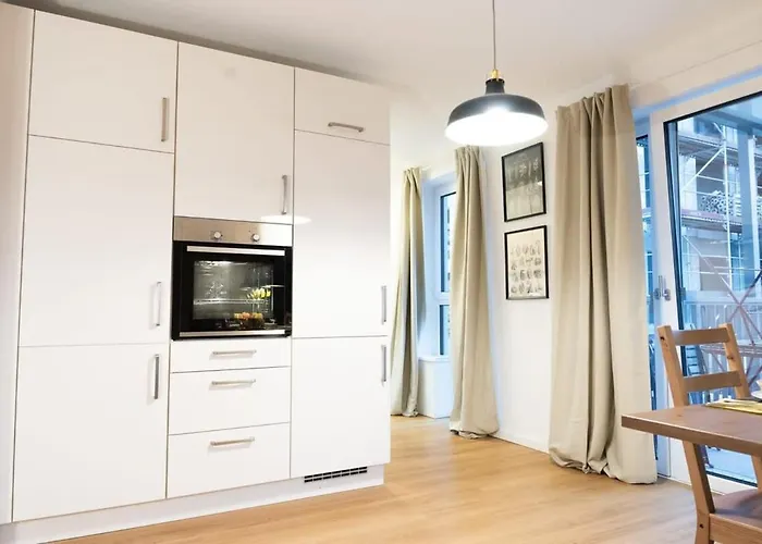 Lejlighed Four Bedroom In Urban Location